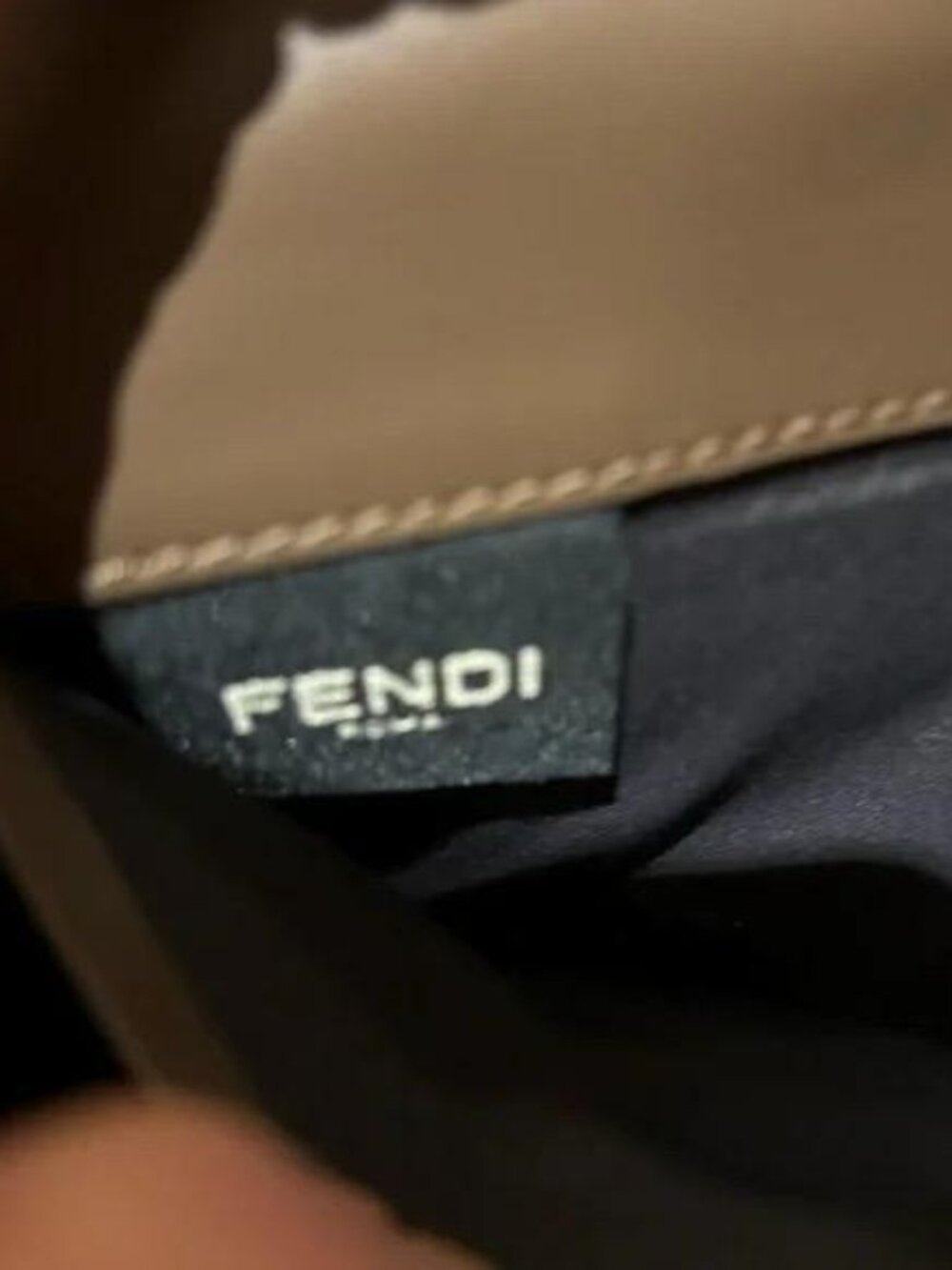 FENDI CONTINENTAL WALLET - Picture 7 of 7